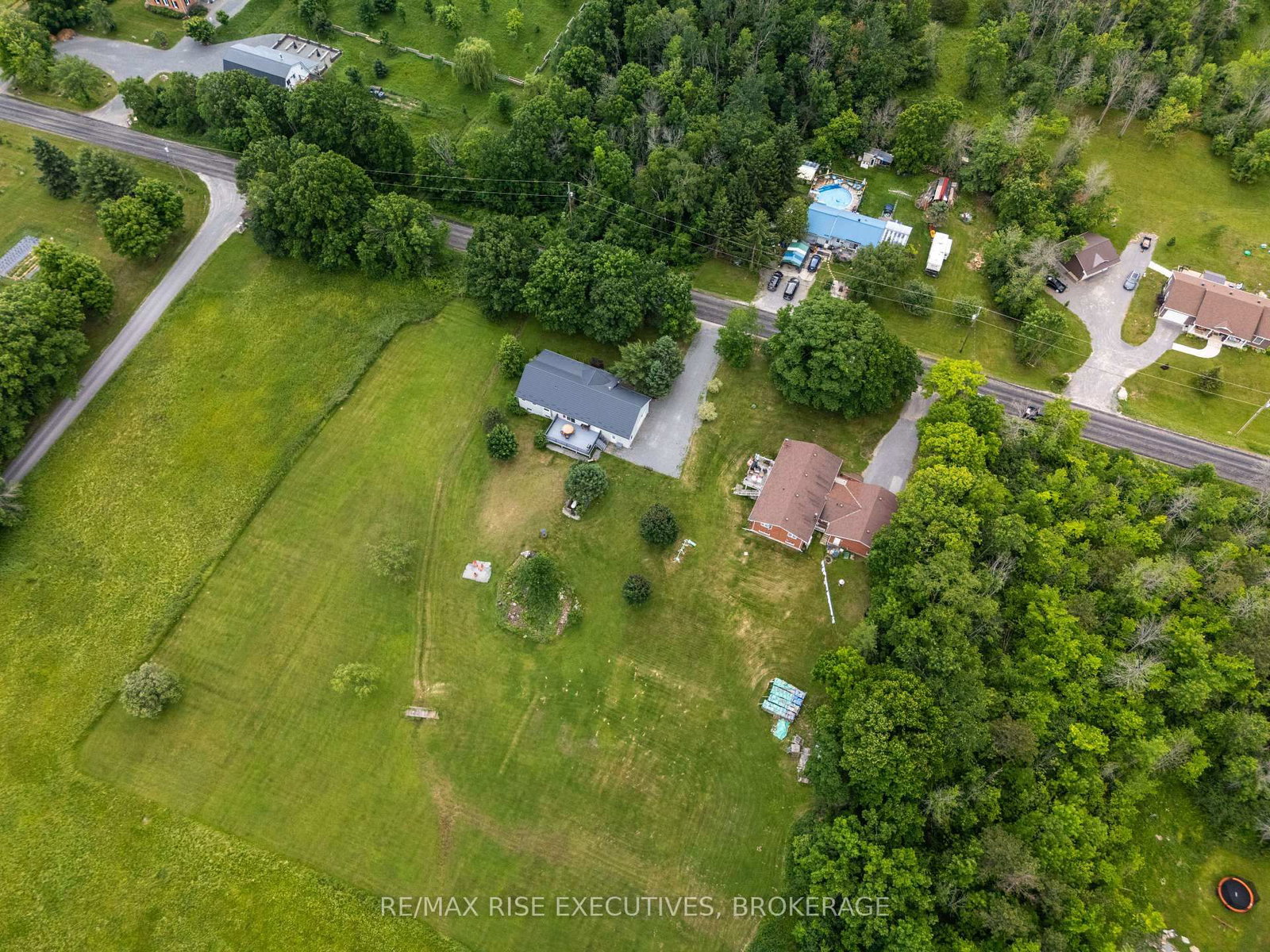 Listing Image 43