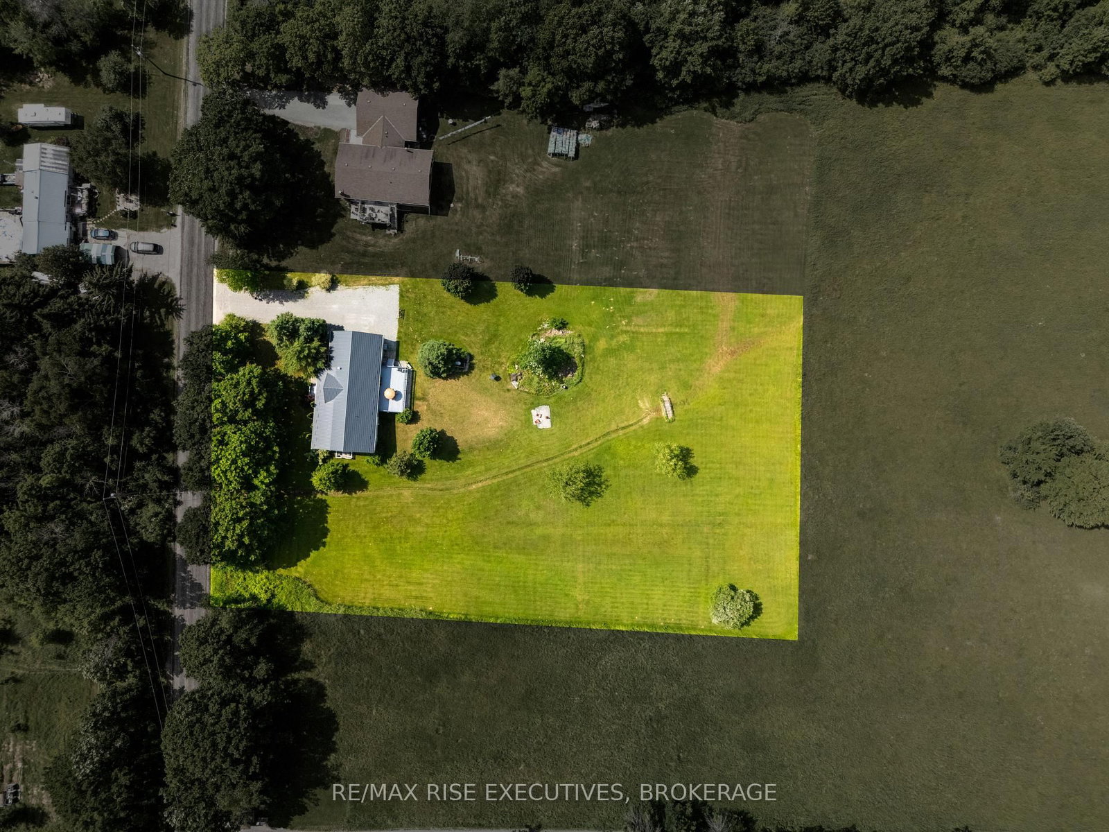 Listing Image 48