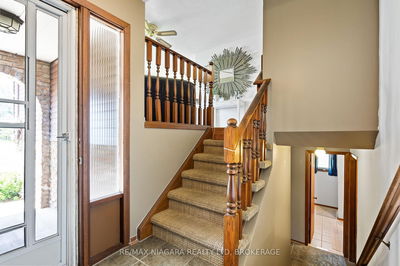 10960 Lakeshore Rd, Wainfleet - Lakeshore image-0-4