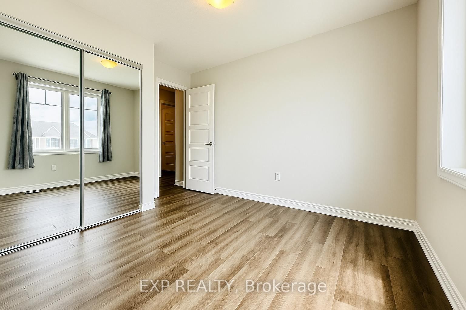 8 Saxony Street - Photo 13