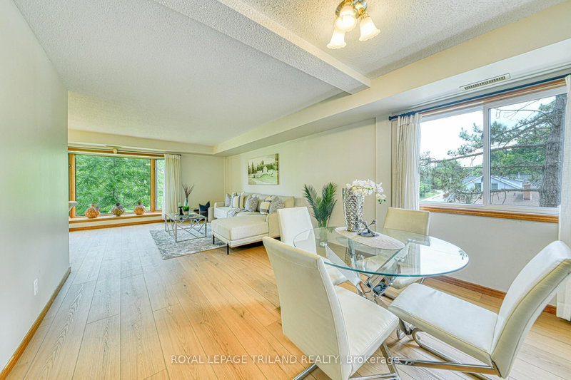 206 - 4 Albert St, Cambridge, N1R 3M4 | Image 3