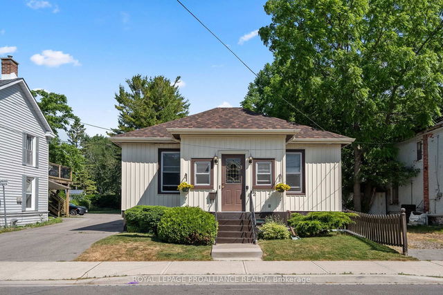 62 James Street E