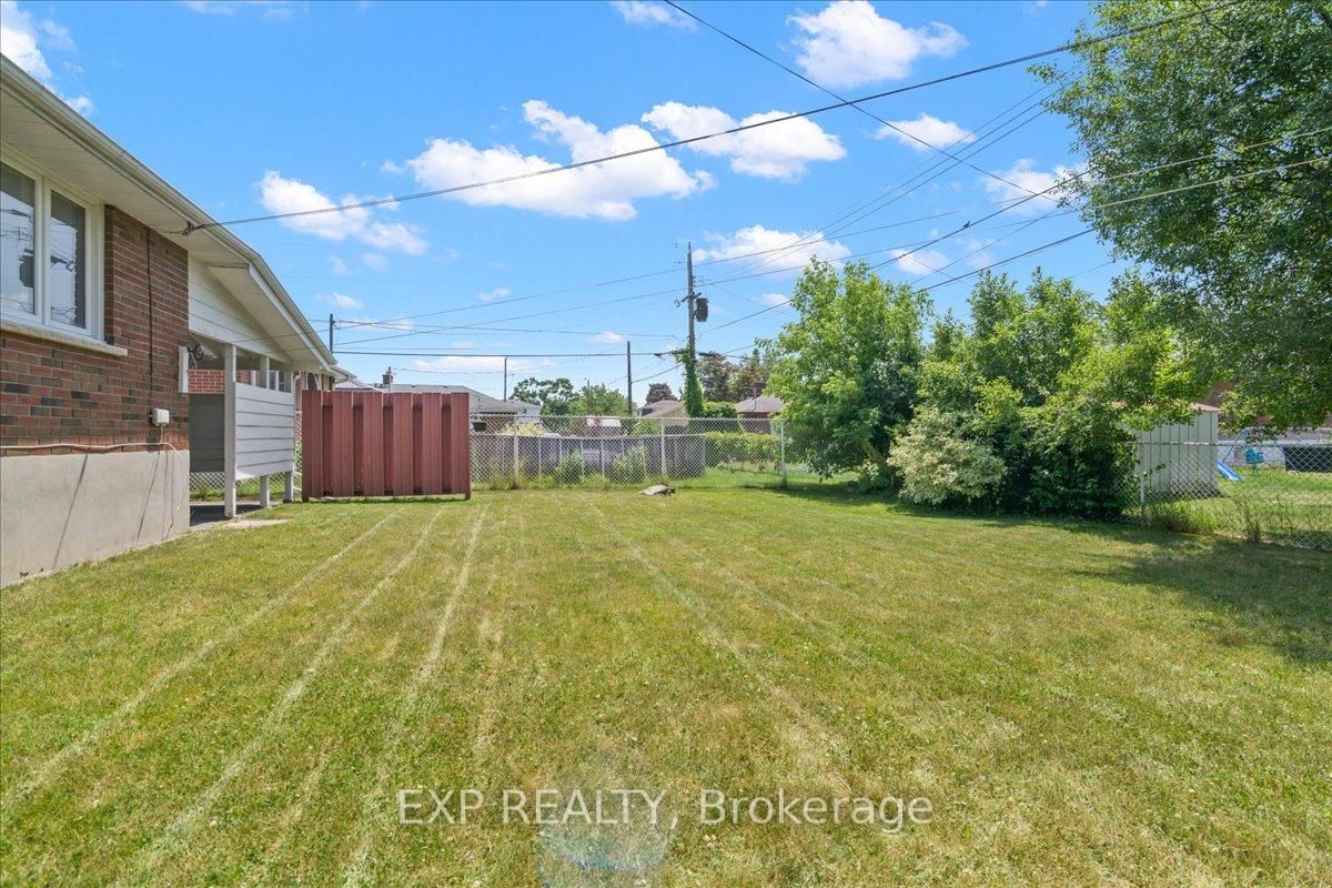 Listing Image 40