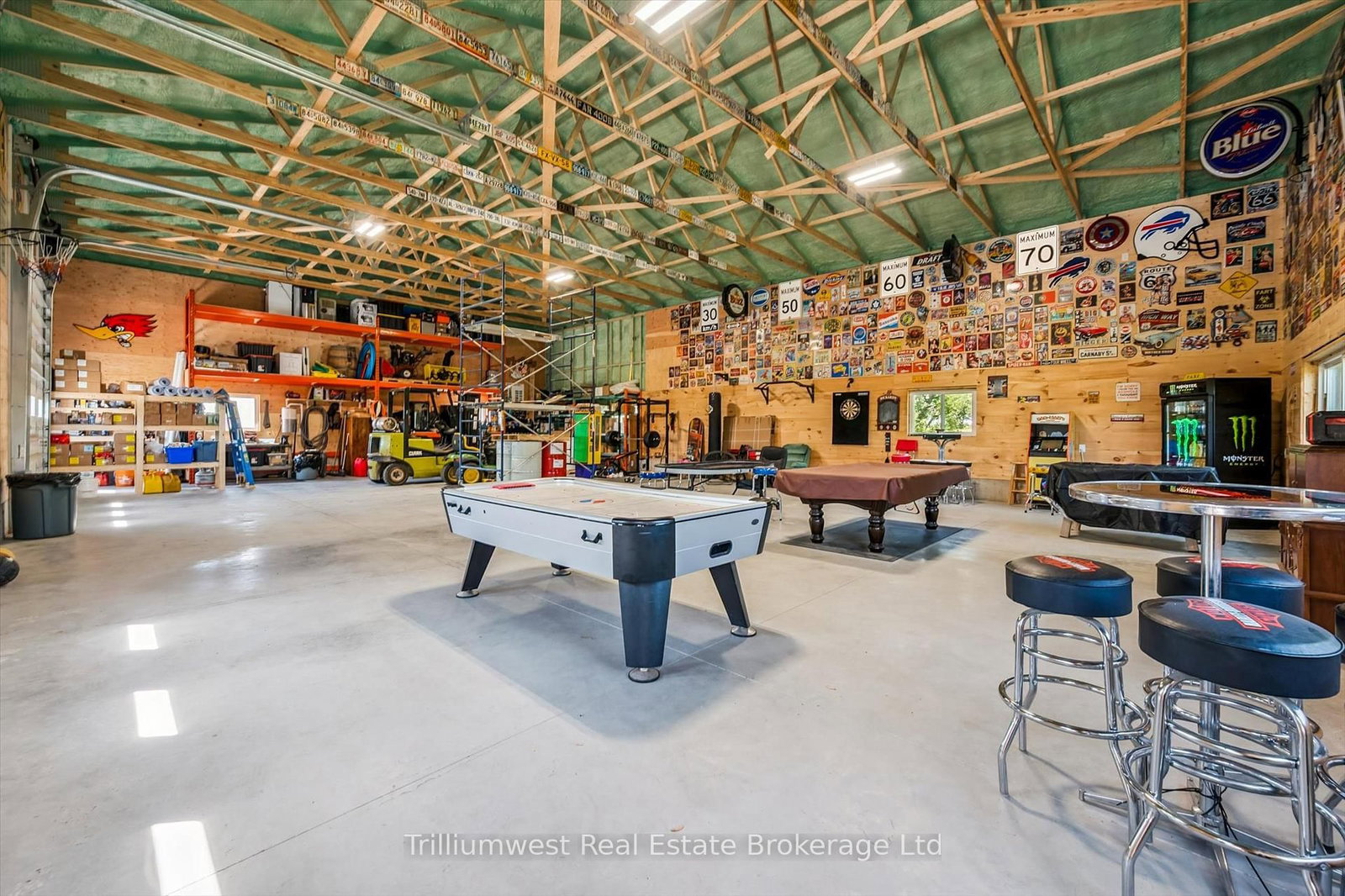 Listing Image 47