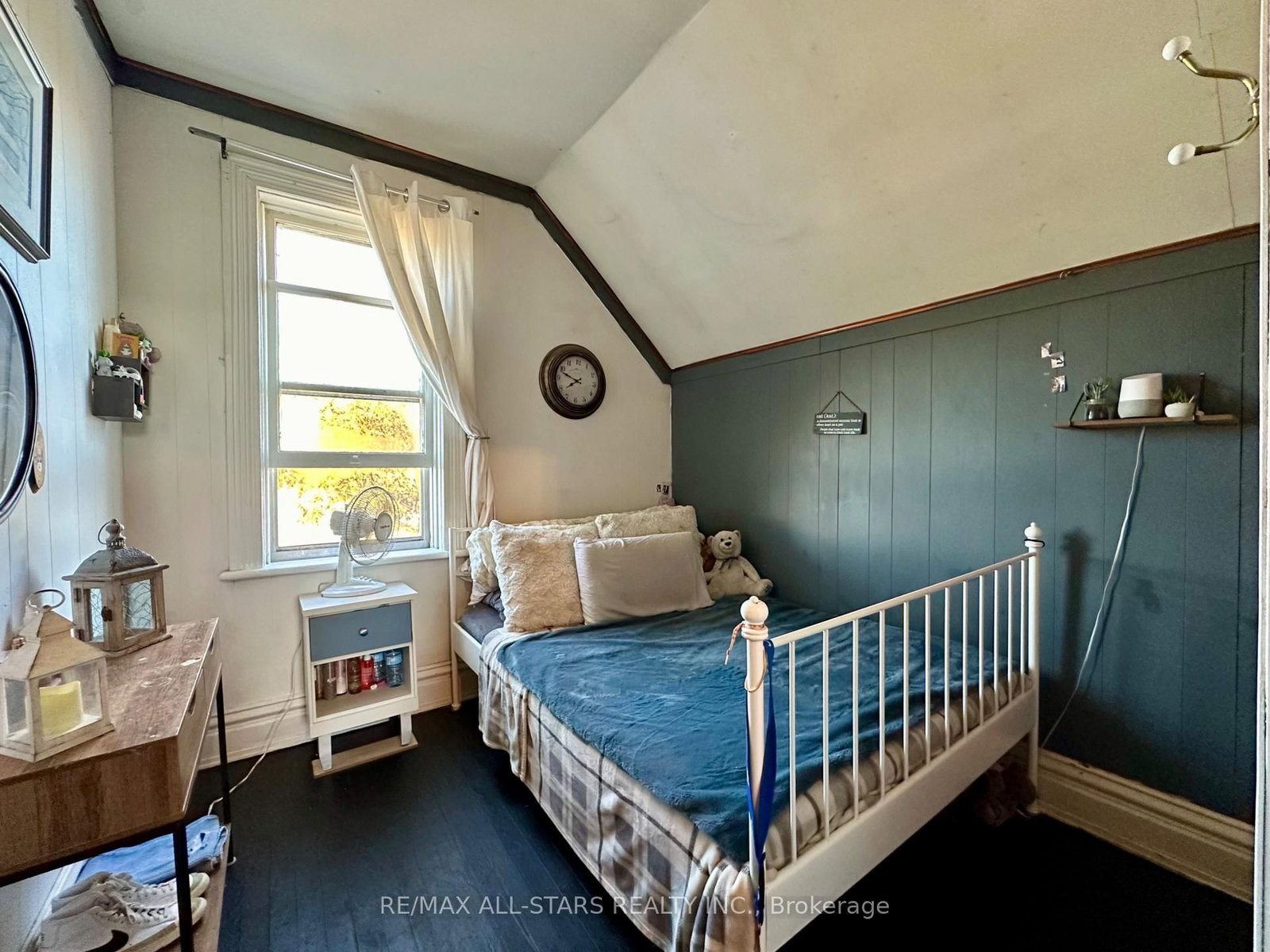 Listing Image 21