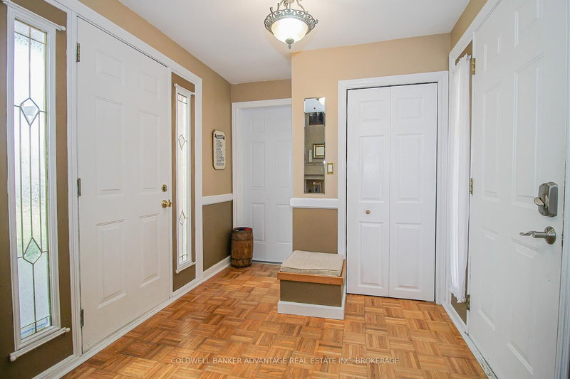 36 Wellbrook Blvd, Welland, L3C 5T4 | Image 3