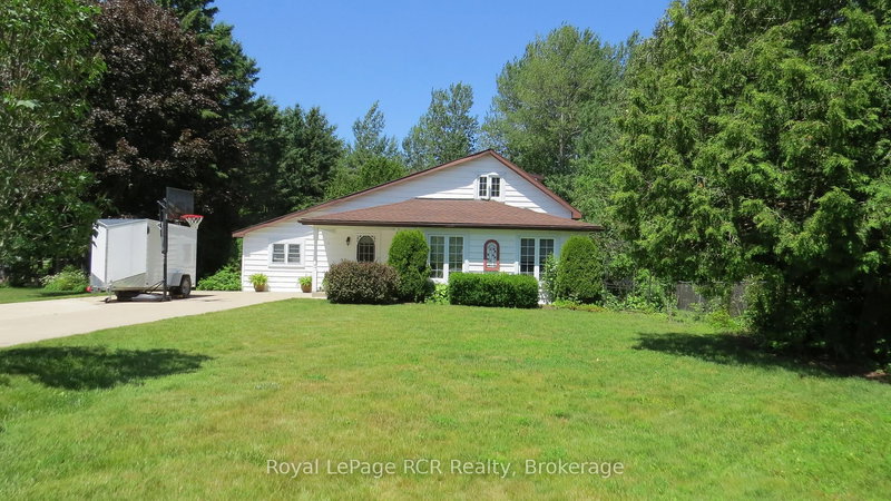 164 EDWARD St, Saugeen Shores, N0H 2L0 | Image 2