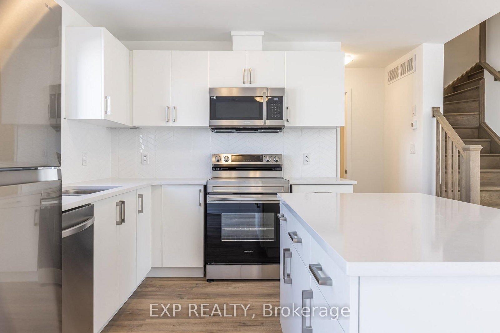 4263 Fourth Avenue, Unit 821 - Photo 6