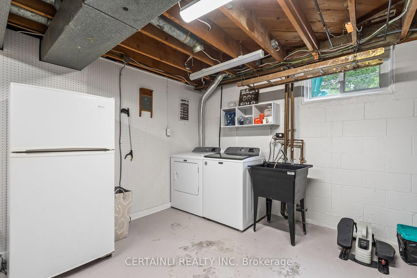 Listing Image 30