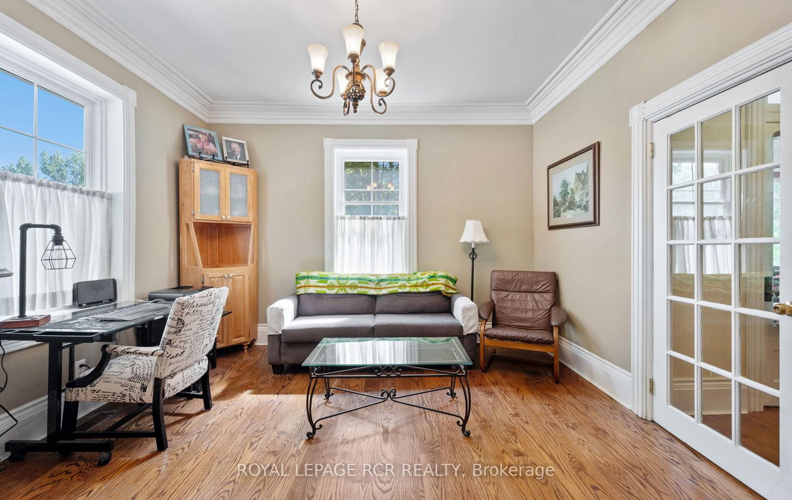 Listing Image 7