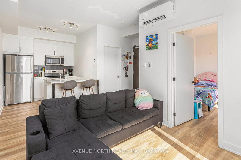 02 - 391 Dieppe St, Ottawa, K1L 6V3 | Image 2