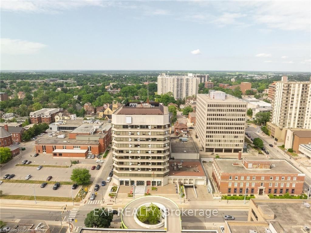 30 Duke Street W, Unit 106 - Photo 18