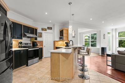 271 Berrigan Dr, Ottawa - Barrhaven - Longfields image-0-3