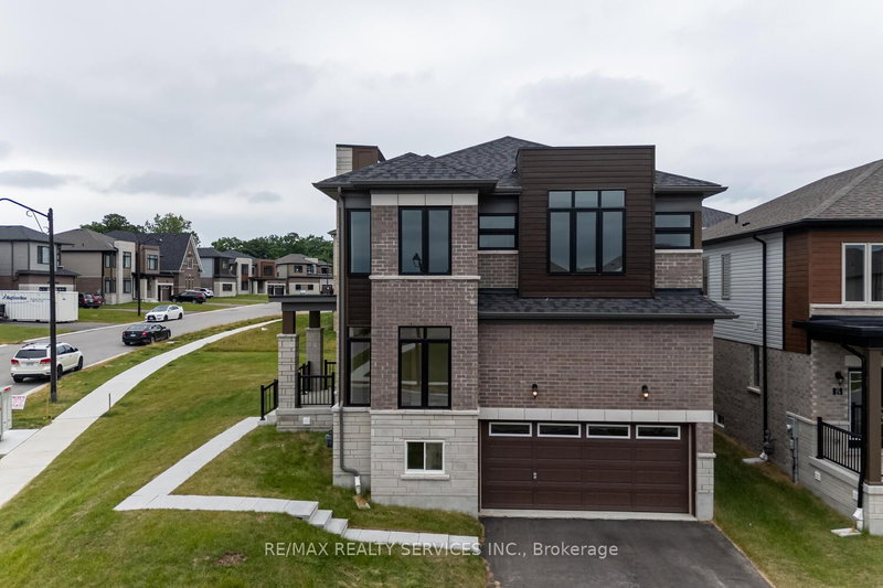 25 Heming St, Brant, N3L 0M6 | Image 2