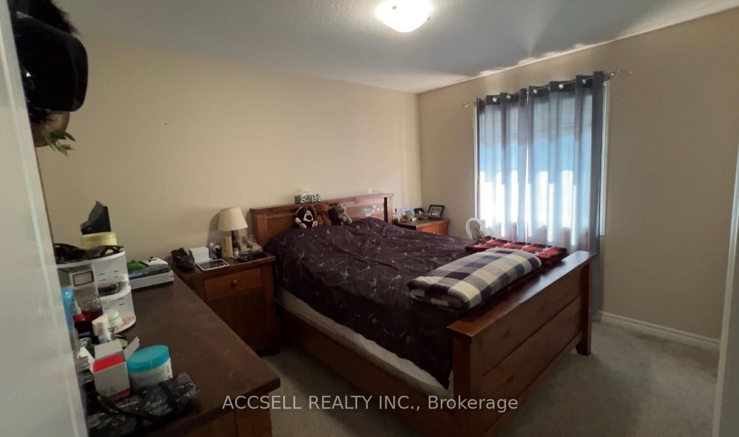 Listing Image 32