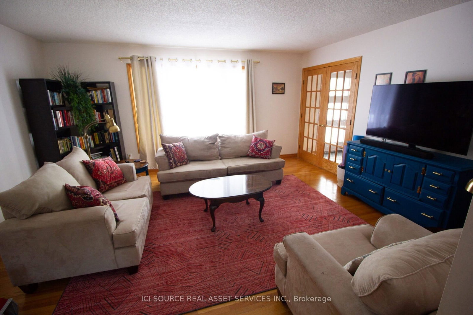 Listing Image 7