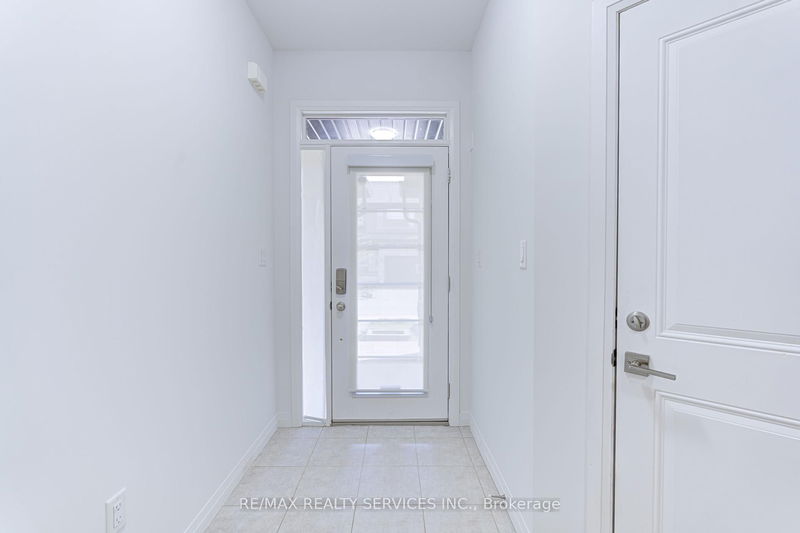 Room2