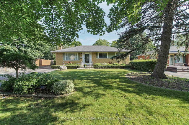 204 Gladman Avenue