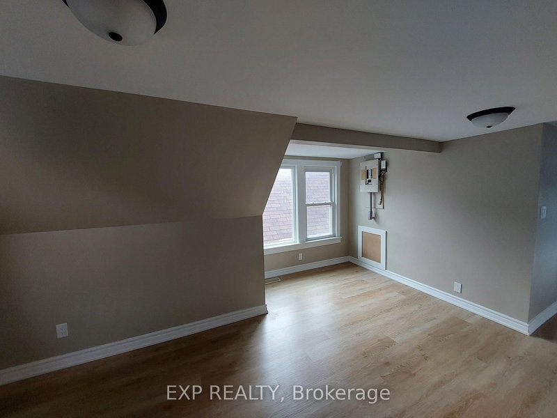 LOFT - 148 Gibson Ave, Hamilton, L8L 6J8 | Image 3