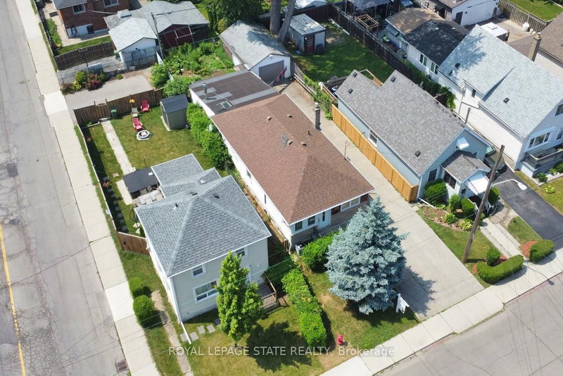 205 Ivon Ave, Hamilton, L8H 5S9 | Image 3