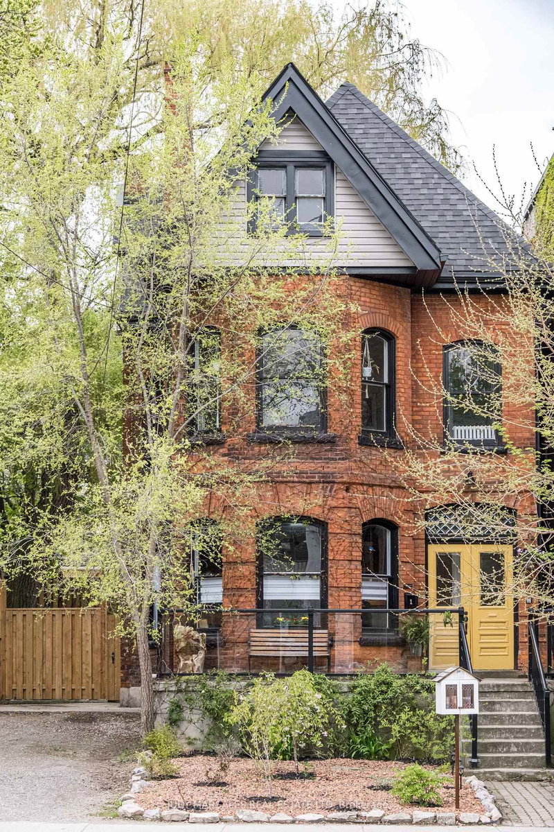 177 Charlton Ave W, Hamilton, L8P 2C8 | Image 3