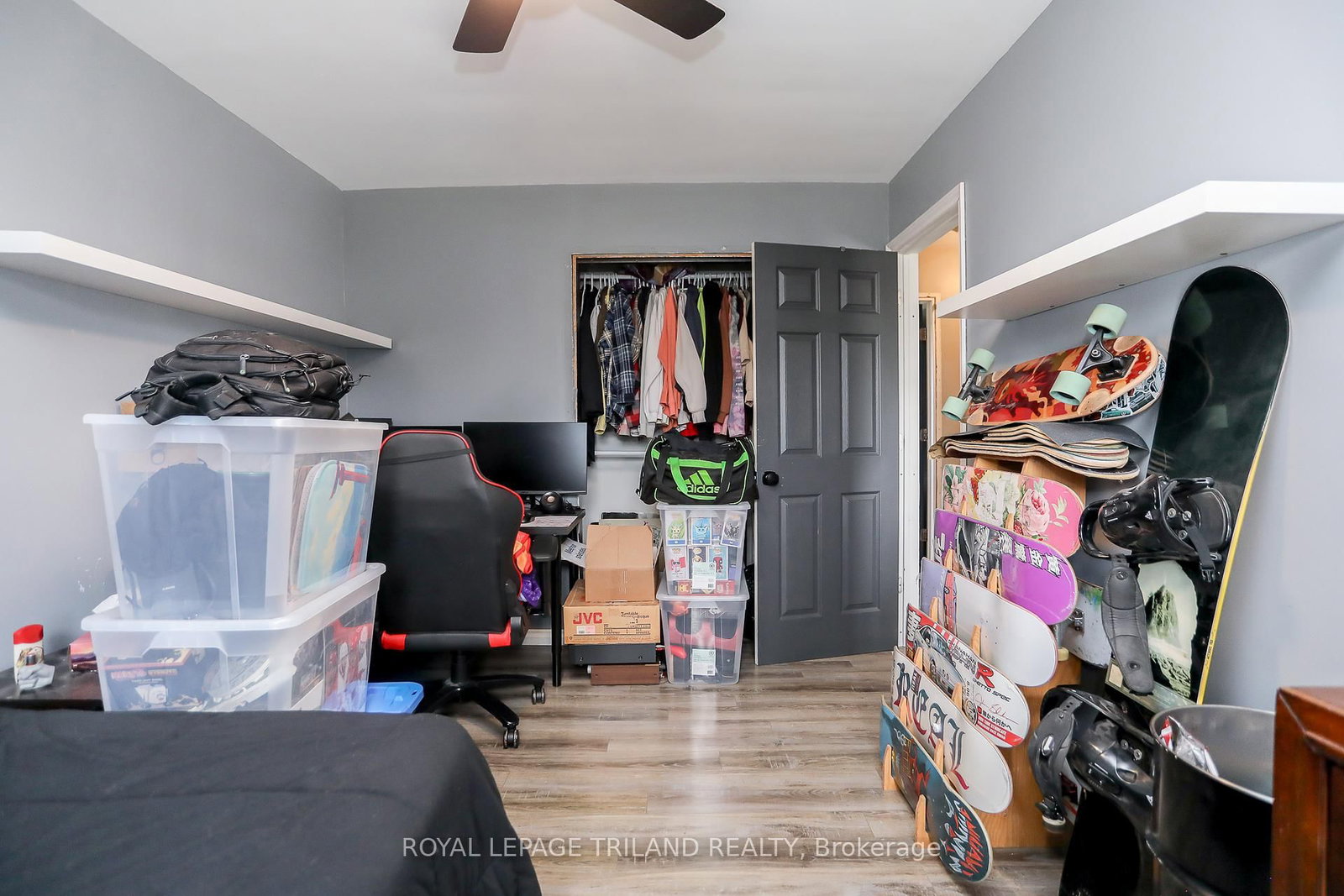 Listing Image 20
