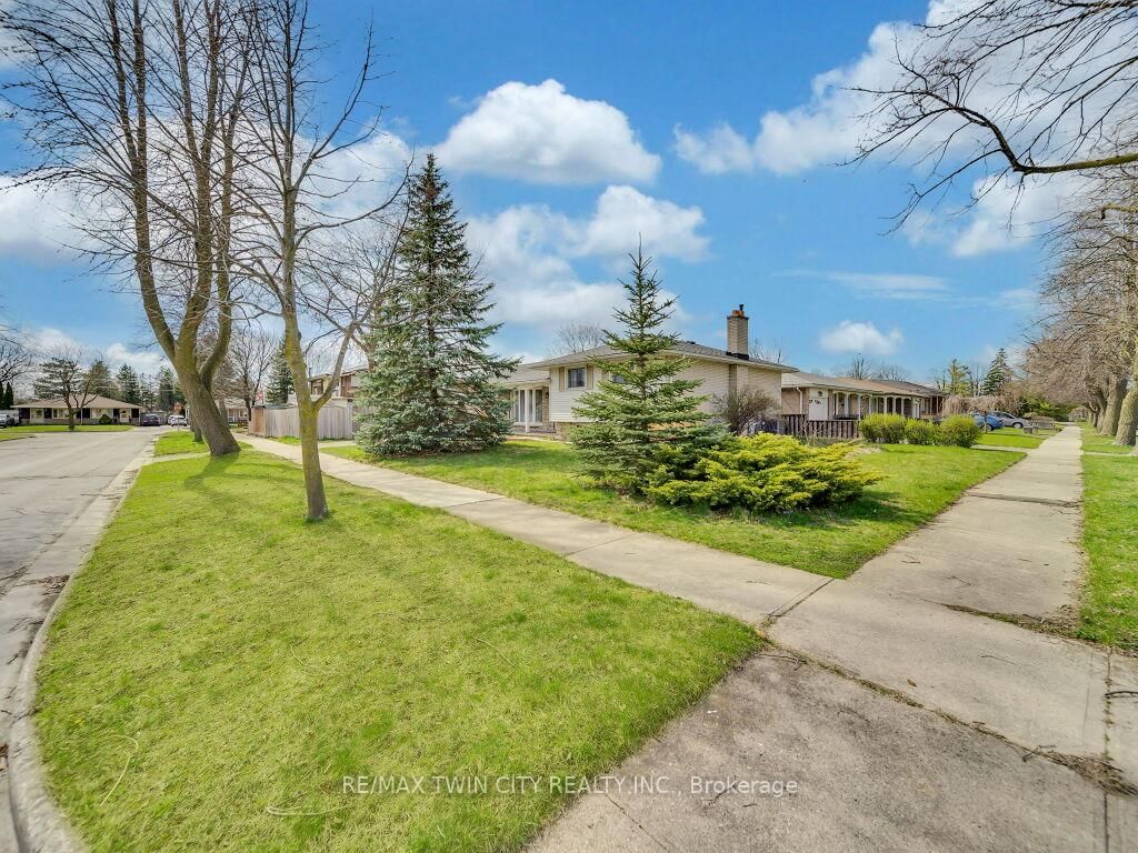 Listing Image 37