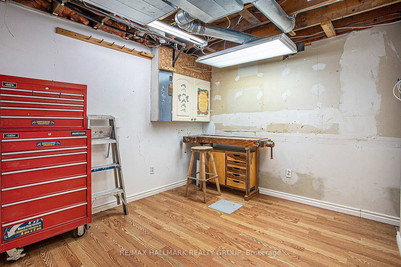 Listing Image 15