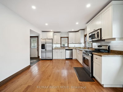 1012 Cowbell Lane — more photos