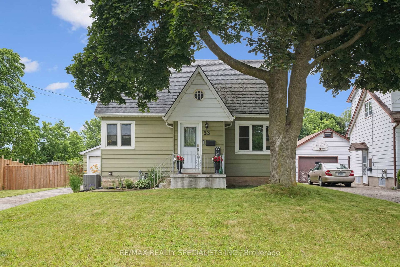 Listing Image 2