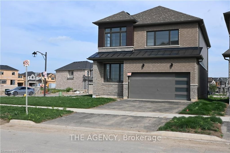 1 Bee Cres, Brantford, N3T 0V7 | Image 3