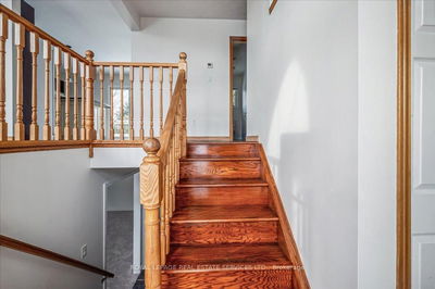 82 Whitlaw Way, Brant - Paris image-0-2