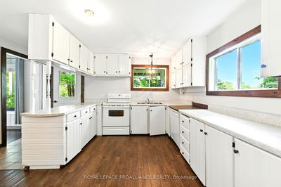 4388 Henderson Rd, Arden - Frontenac North image-0-4