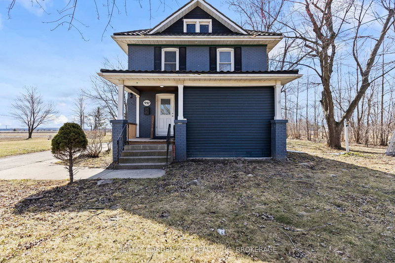 997 Niagara Stone Rd, Niagara-on-the-Lake, L0S 2J0 | Image 2