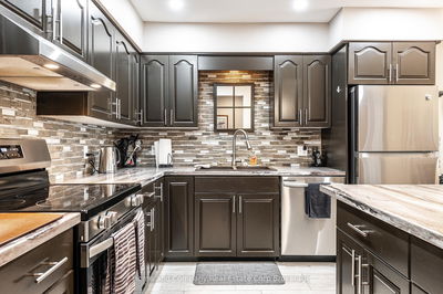 421 Greenwood Dr, Stratford - Stratford image-0-4