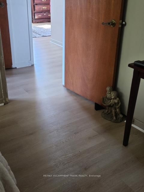 Semi-Detached House for sale at 97 Guildwood Drive, Hamilton, Ontario, L9C 6S3 - Gurnett - MLS: X12260195