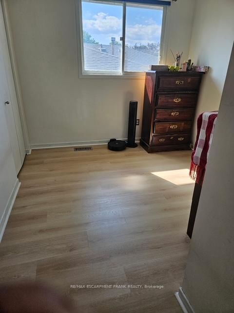 Semi-Detached House for sale at 97 Guildwood Drive, Hamilton, Ontario, L9C 6S3 - Gurnett - MLS: X12260195