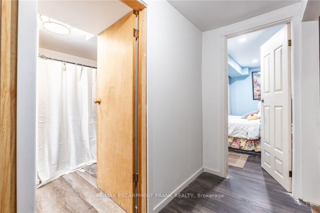 Semi-Detached House for sale at 97 Guildwood Drive, Hamilton, Ontario, L9C 6S3 - Gurnett - MLS: X12260195