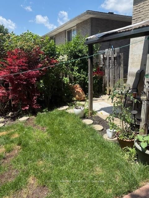Semi-Detached House for sale at 97 Guildwood Drive, Hamilton, Ontario, L9C 6S3 - Gurnett - MLS: X12260195