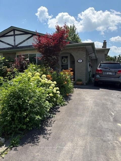 Semi-Detached House for sale at 97 Guildwood Drive, Hamilton, Ontario, L9C 6S3 - Gurnett - MLS: X12260195