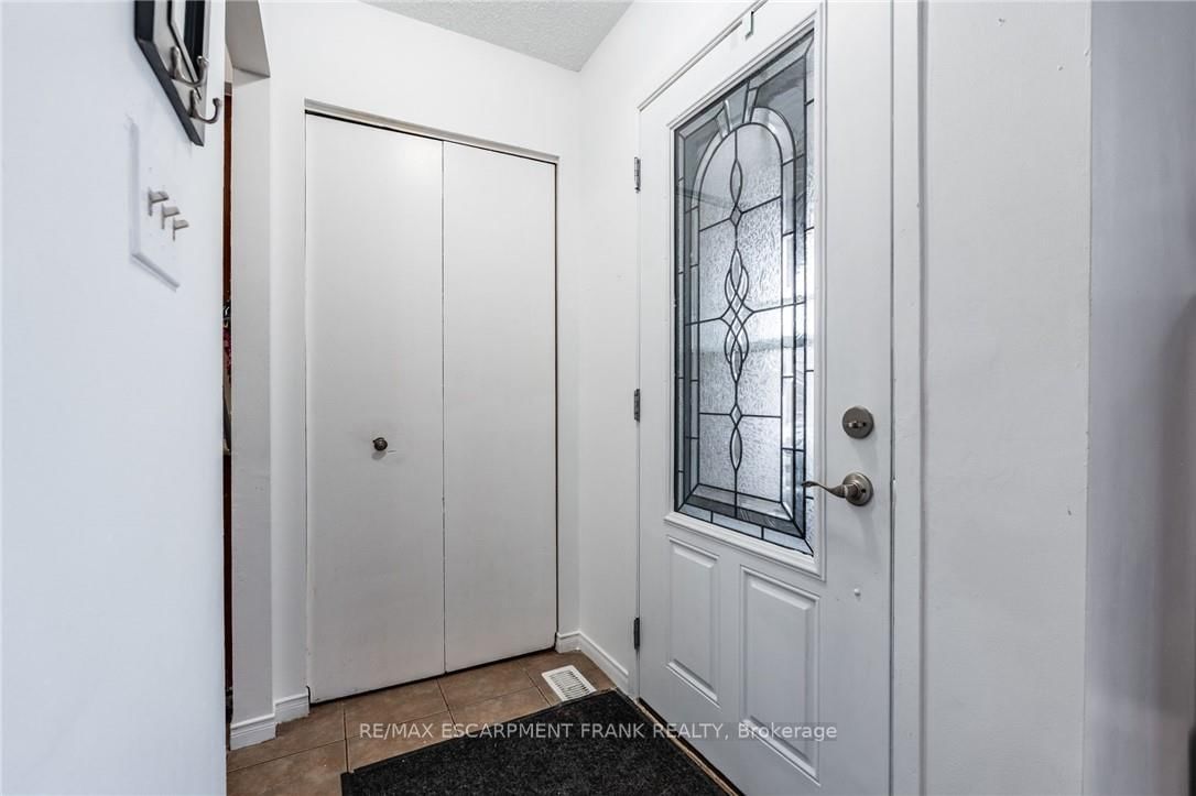 Semi-Detached House for sale at 97 Guildwood Drive, Hamilton, Ontario, L9C 6S3 - Gurnett - MLS: X12260195