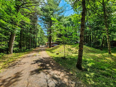 1068 Holiday Park Dr, Bracebridge - Macaulay image-0-2