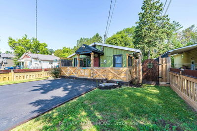 161 Quebec St, Bracebridge - Macaulay image-0-4
