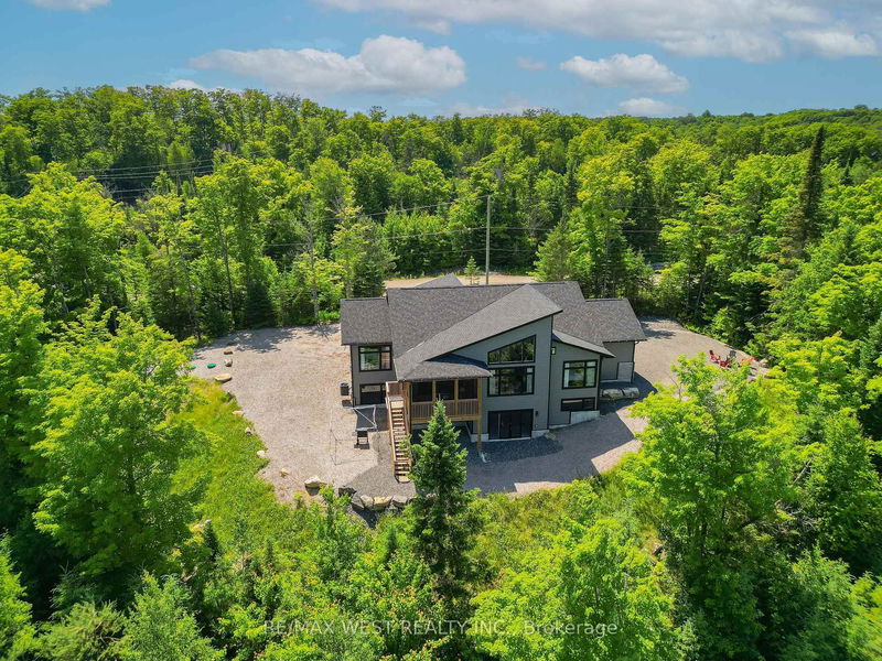 1006 Fallingbrook Crt, Lake of Bays - Franklin image-0-0