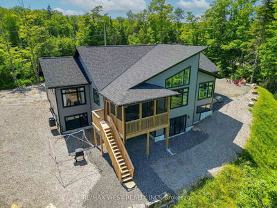 1006 Fallingbrook Crt, Lake of Bays - Franklin image-0-3