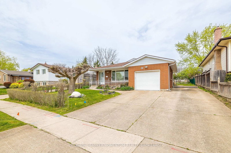 4177 BROOKDALE Dr, Niagara Falls, L2H 2A9 | Image 2