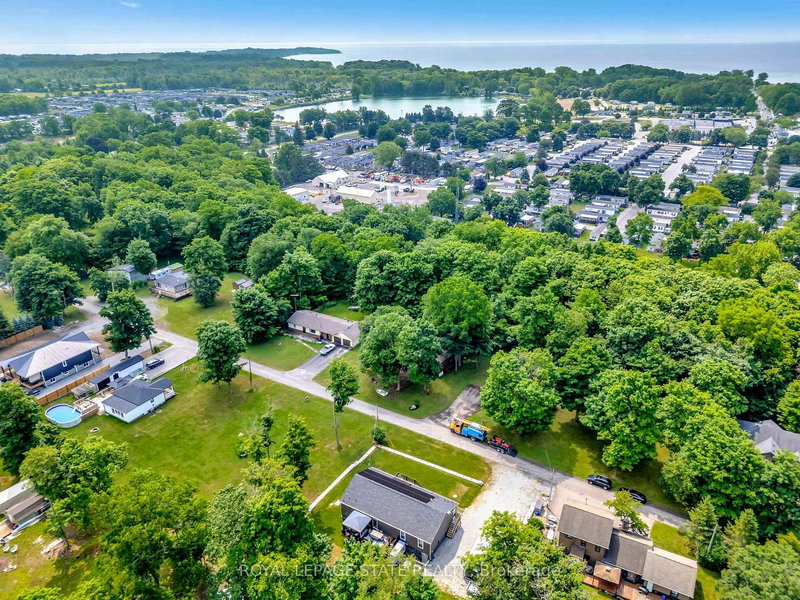 4881 Mapleview Cres, Port Colborne, L0S 1R0 | Image 2