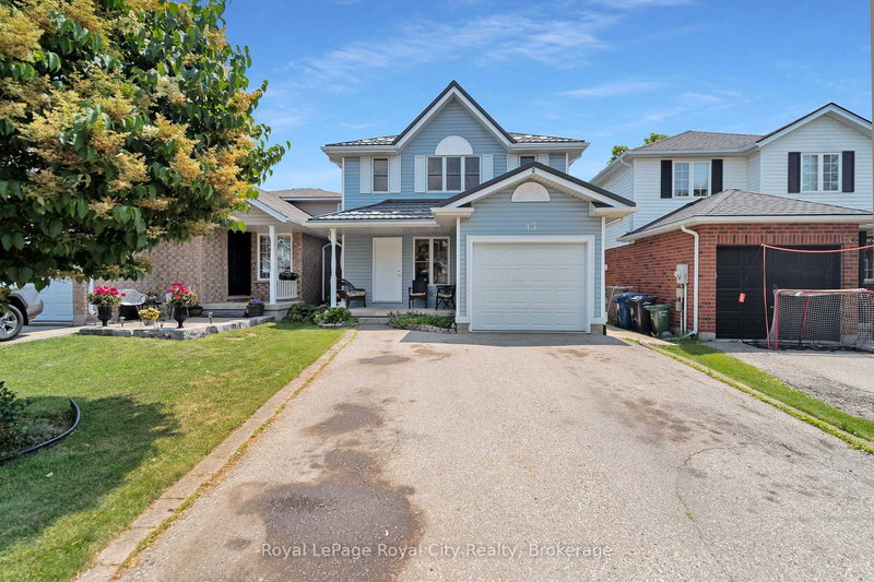 43 Hagan Ave, Guelph, N1E 7B7 | Image 2