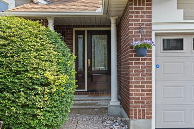 1713 Autumn Ridge Dr, Orleans - Chapel Hill image-0-1