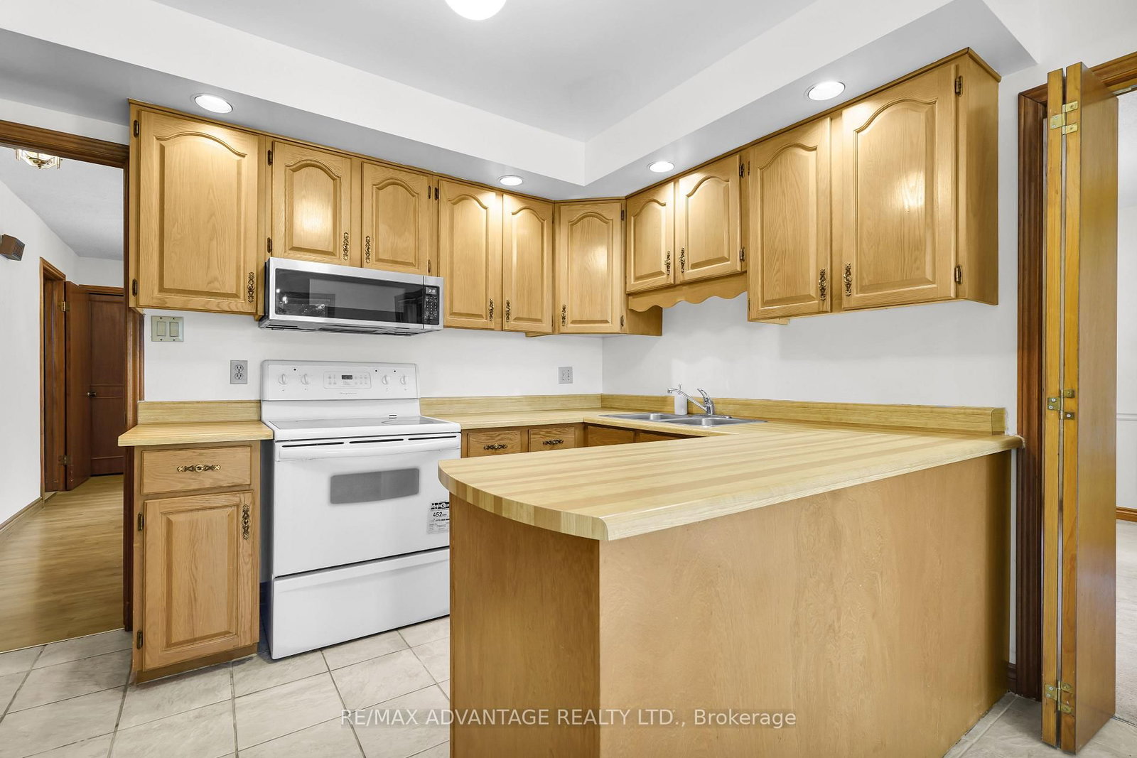 Listing Image 16